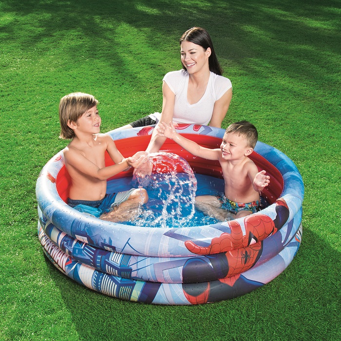 Inflatable children's pool Spiderman