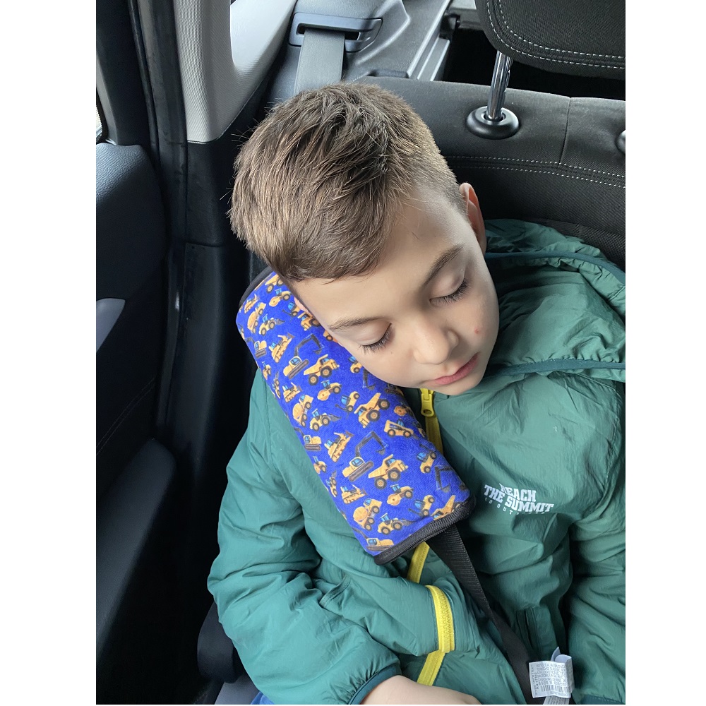 Seat belt pillow for kids Heckbo Building Machines