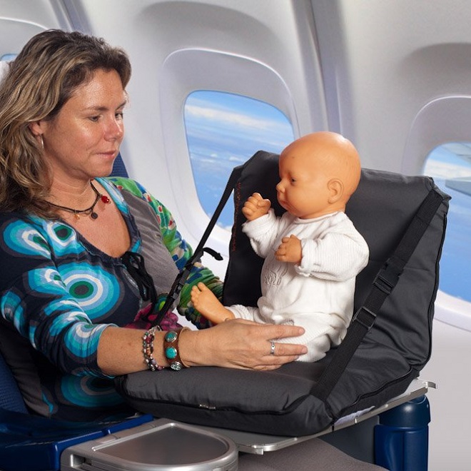 Baby mattress for flying Deryan Airtraveller