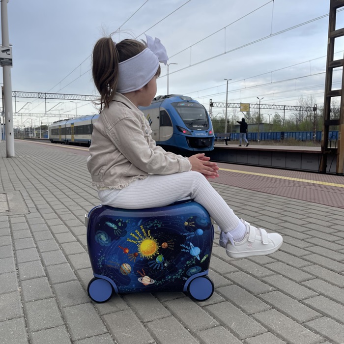 Ride-on suitcase for kids Cosmos