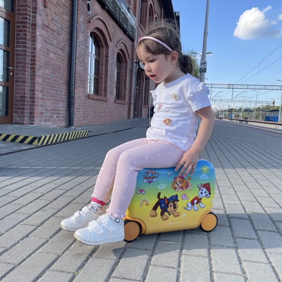 Ride-on suitcase for kids Paw Patrol Friends Together